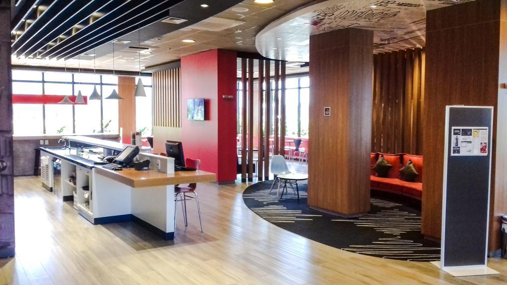 ホテル Ibis Jataí エクステリア 写真